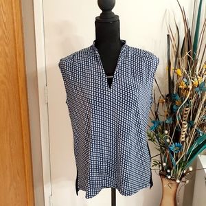 JONES NEW YORK Split V-Neck Hi-Low Tunic Top